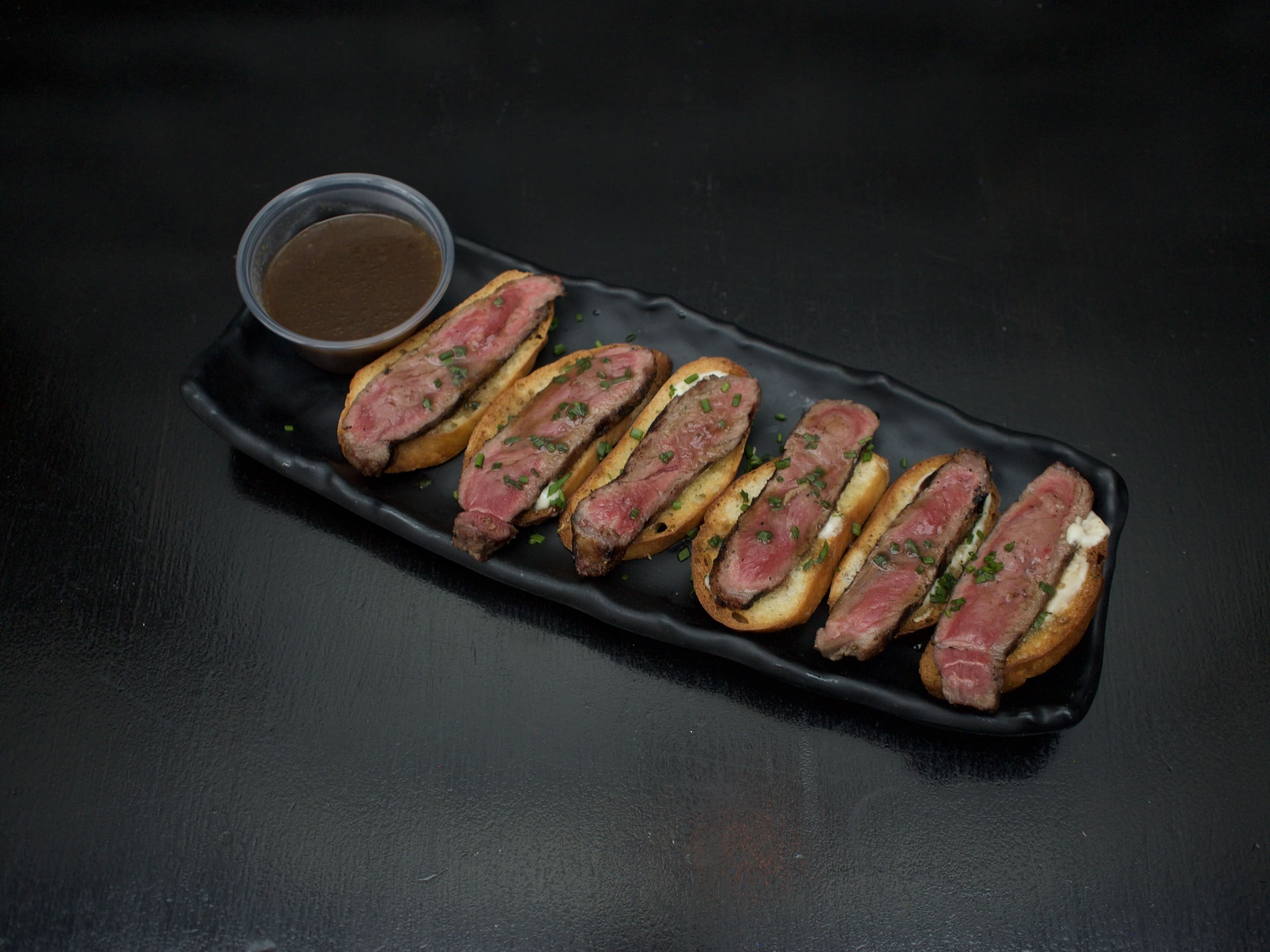 Food – French Beef Dip Crostinis